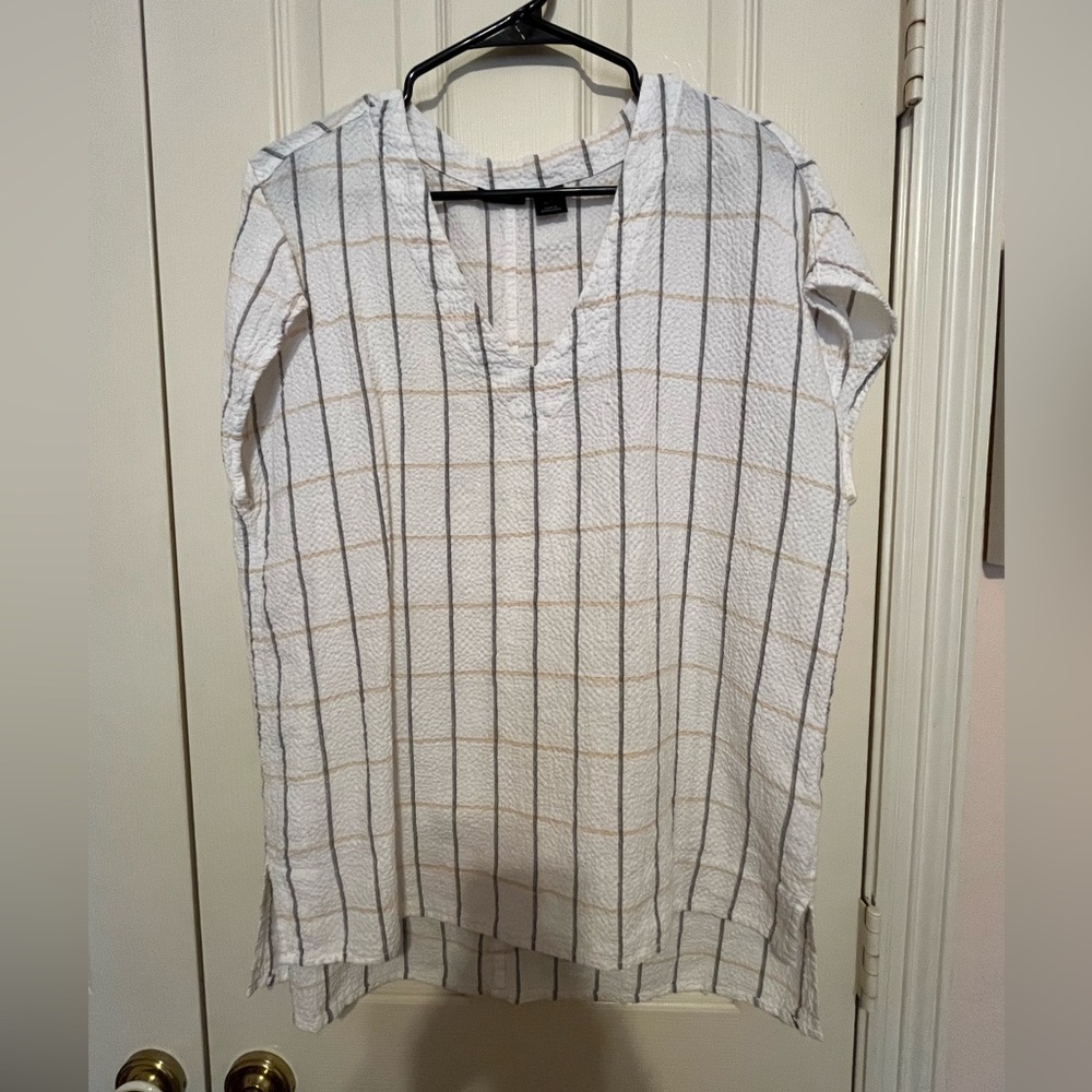 Tahari waffle linen top